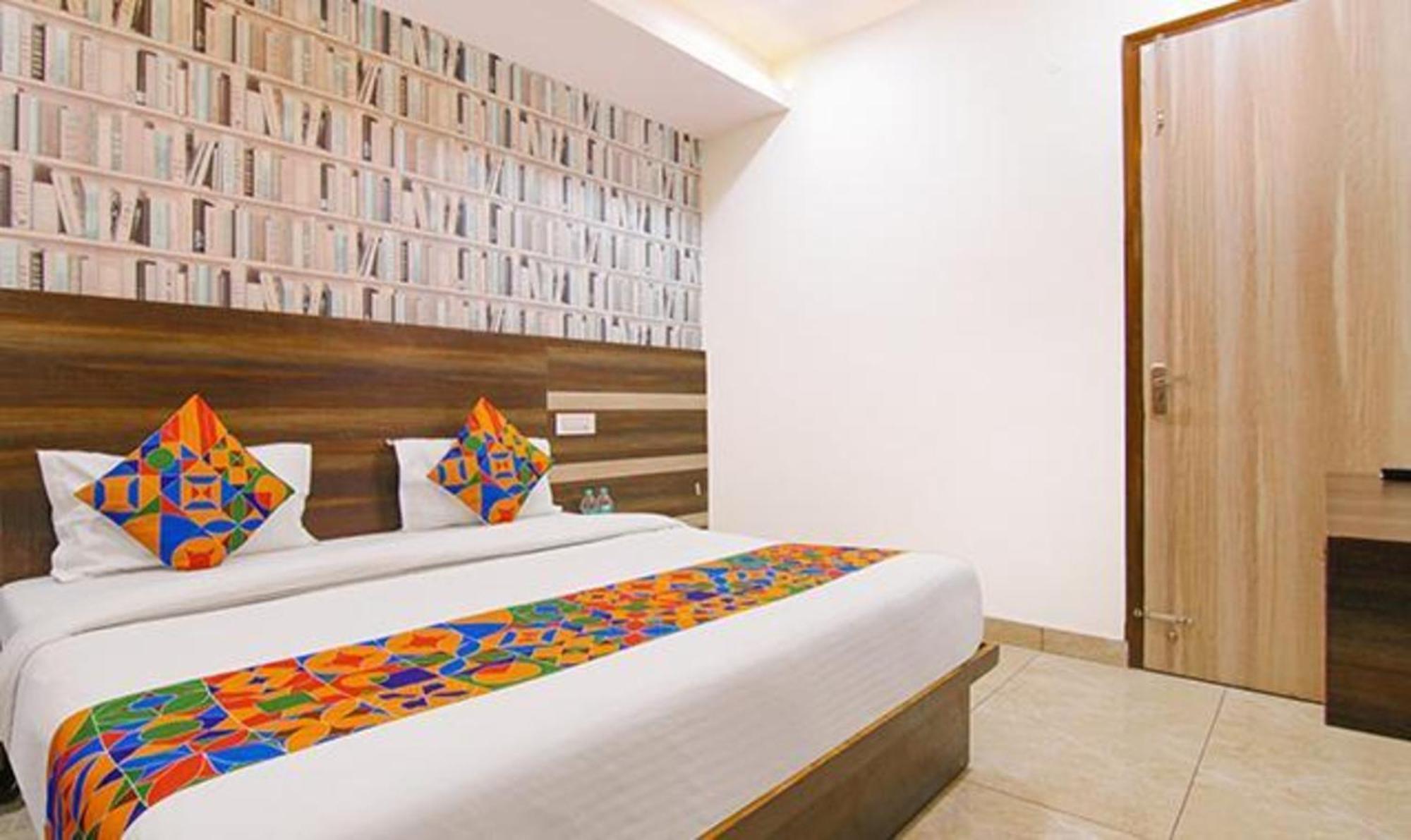 Fabhotel Welcome Residency Zirakpur Buitenkant foto