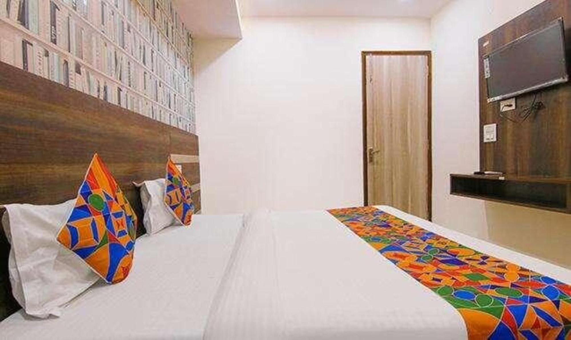Fabhotel Welcome Residency Zirakpur Buitenkant foto
