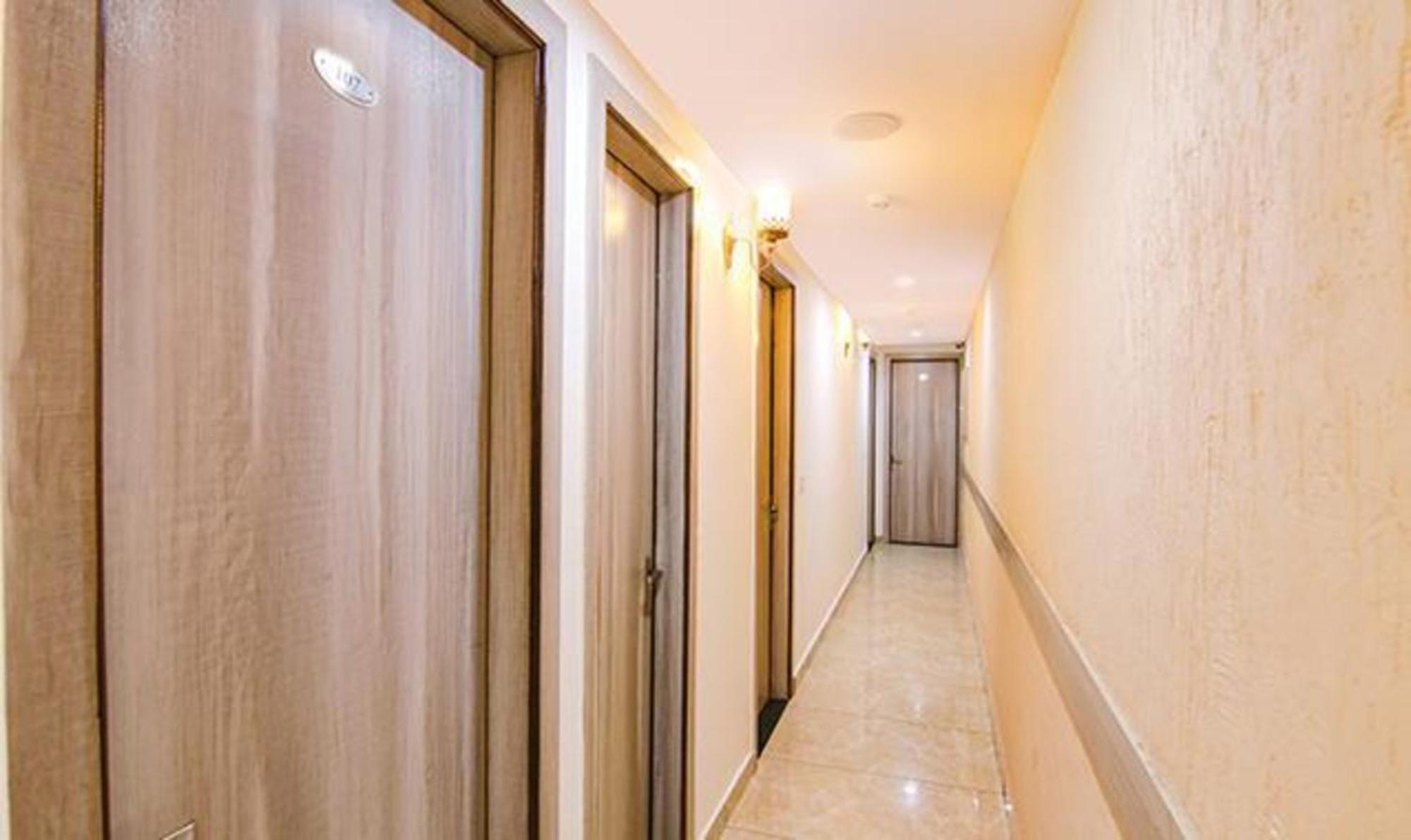 Fabhotel Welcome Residency Zirakpur Buitenkant foto